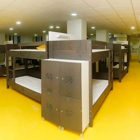 Cruceiro De Hostel O Pedrouzo