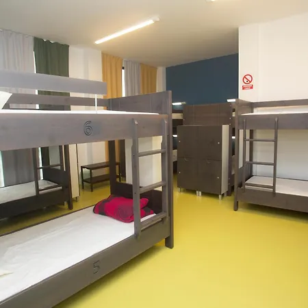 Hostel Cruceiro De O Pedrouzo