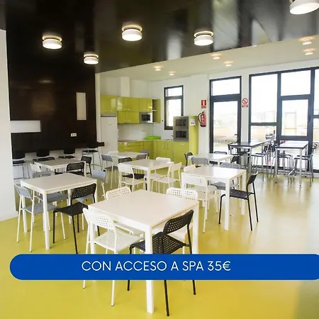 Cruceiro De Hostel O Pedrouzo
